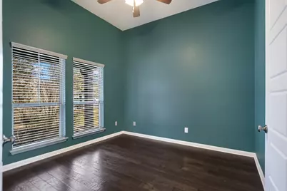 2005 Kates Cove, Manchaca, TX 78652 - Photo 4