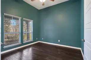 2005 Kates Cove, Manchaca, TX 78652 - Photo 4