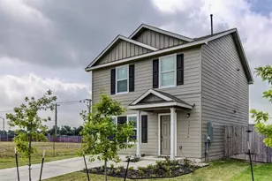 17719 Dockery Dr, Elgin, TX 78621 - Photo 2