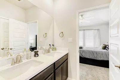 1005 Main Street, Hutto, TX 78634 - Photo 18