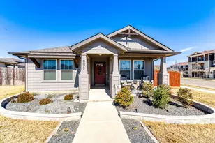 1005 Main St, Hutto, TX 78634 - Photo 1