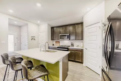 1005 Main Street, Hutto, TX 78634 - Photo 14