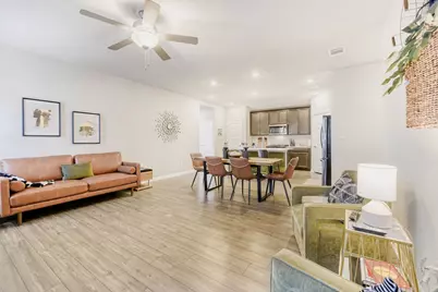 1005 Main Street, Hutto, TX 78634 - Photo 8