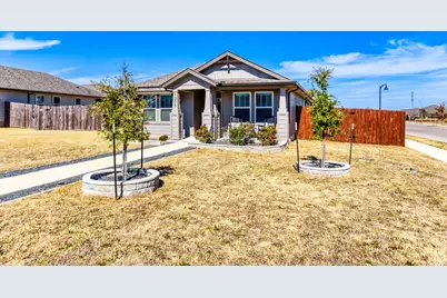 1005 Main Street, Hutto, TX 78634 - Photo 4