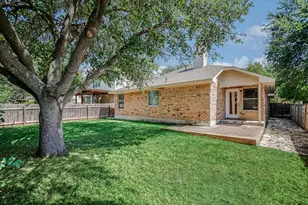 1601 Lynnville Trail, Austin, TX 78727 - Photo 18