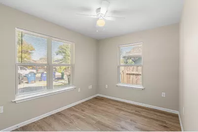 7307 Thannas Way, Austin, TX 78744 - Photo 12