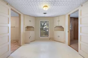 517 First St, Lexington, TX 78947 - Photo 8