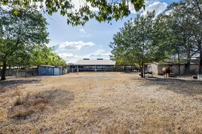 517 First Street, Lexington, TX 78947 - Photo 22
