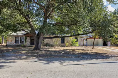 517 First Street, Lexington, TX 78947 - Photo 2