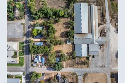 517 First Street, Lexington, TX 78947 - Photo 30