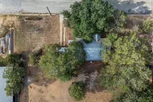 517 First St, Lexington, TX 78947 - Photo 26