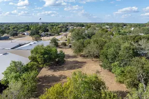 517 First St, Lexington, TX 78947 - Photo 28