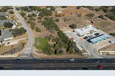 10913 Vista Heights Drive, Georgetown, TX 78628 - Photo 10