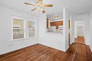 1307 Concho St, Austin, TX 78702 - Photo 4