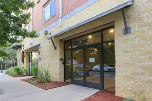 910 W 25th St, Austin, TX 78705 - Photo 20