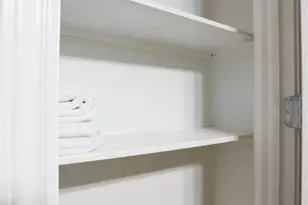 910 W 25th St, Austin, TX 78705 - Photo 16