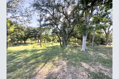 1869 Young Lane, Lockhart, TX 78644 - Photo 20