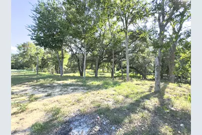 1869 Young Lane, Lockhart, TX 78644 - Photo 22