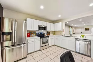 170 Kates Cove, Buda, TX 78610 - Photo 10