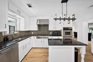 4901 Timberline Dr, Austin, TX 78746 - Photo 18