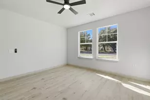 11625 Melstone Dr, Manor, TX 78653 - Photo 14