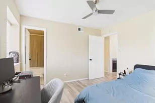 3115 Helms St, Austin, TX 78705 - Photo 6