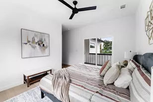 3204 Lyons Rd, Austin, TX 78702 - Photo 16