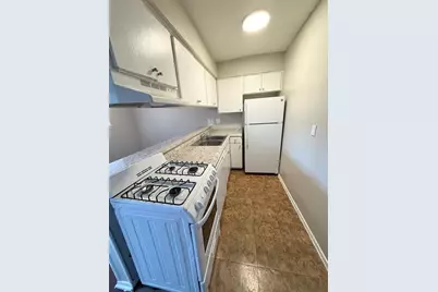 308 E 34th Street #201, Austin, TX 78705 - Photo 2