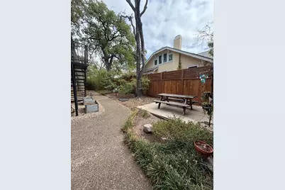308 E 34th Street #201, Austin, TX 78705 - Photo 10