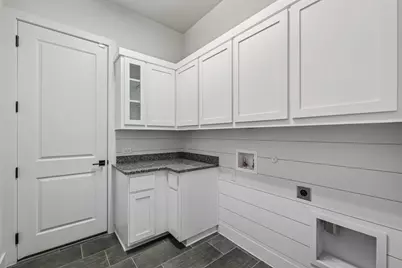 19316 Splendor Court, Jonestown, TX 78645 - Photo 22