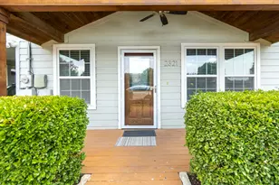 2321 E 5th St., Austin, TX 78702 - Photo 2