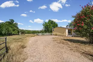 13501 Nutty Brown Rd, Austin, TX 78737 - Photo 22