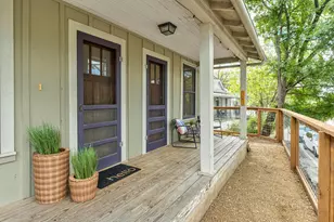 705 Waller St, Austin, TX 78702 - Photo 2