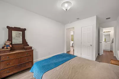 5800 Breezewood Drive, Austin, TX 78745 - Photo 10
