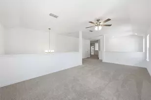 624 Breeze Hollow Ln, Georgetown, TX 78628 - Photo 18