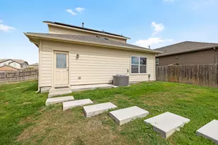 2009 Grow Ln, Austin, TX 78754 - Photo 26