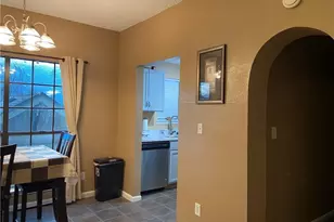 712 W 21st St, Austin, TX 78705 - Photo 6
