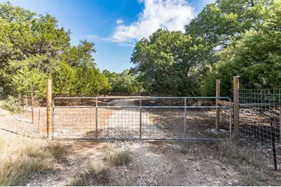15273 Fm 150 Highway W, Driftwood, TX 78619 - Photo 10