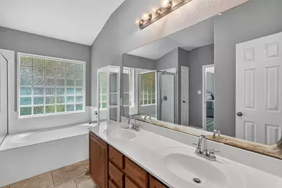 4133 Rockwood Drive, Lago Vista, TX 78645 - Photo 16