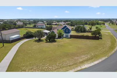 208 Dawn Drive, Liberty Hill, TX 78642 - Photo 38