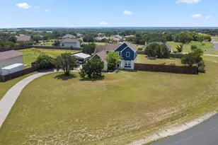 208 Dawn Dr, Liberty Hill, TX 78642 - Photo 38