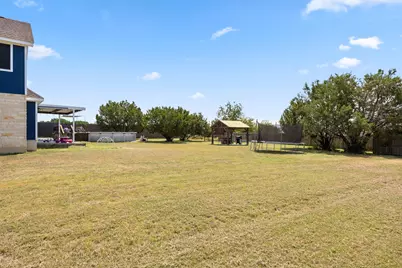 208 Dawn Drive, Liberty Hill, TX 78642 - Photo 30