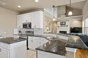 208 Dawn Dr, Liberty Hill, TX 78642 - Photo 6