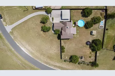 208 Dawn Drive, Liberty Hill, TX 78642 - Photo 40