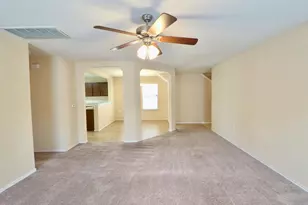 7412 Cayenne Ln, Austin, TX 78741 - Photo 4