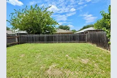 7412 Cayenne Lane, Austin, TX 78741 - Photo 30