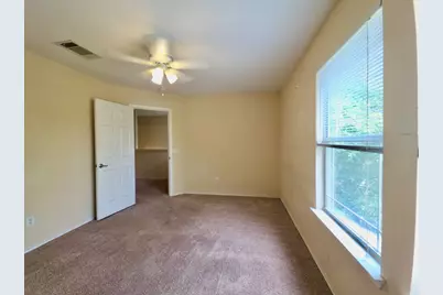 7412 Cayenne Lane, Austin, TX 78741 - Photo 20