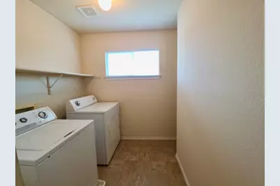7412 Cayenne Lane, Austin, TX 78741 - Photo 28