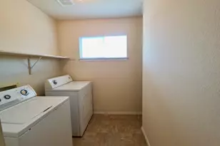 7412 Cayenne Ln, Austin, TX 78741 - Photo 28