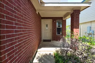 7412 Cayenne Ln, Austin, TX 78741 - Photo 2